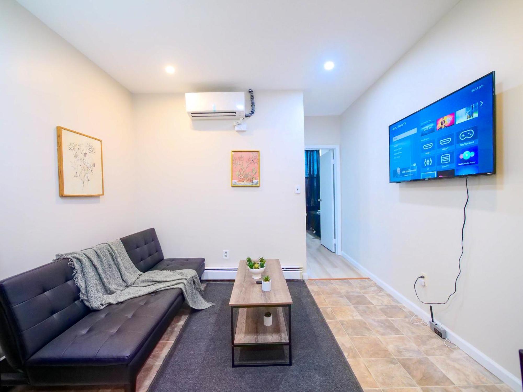 Cozy And Chic 2br Mins To Nyc